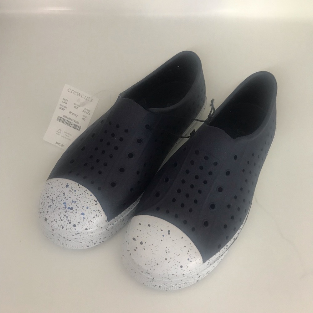 New Crewcuts Water Shoes Size 3